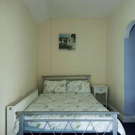 3 Bed In Lismore Oc-ii07013 Tallowbridge