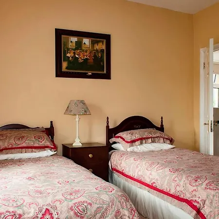 3 Bed In Lismore Oc-ii07013 *