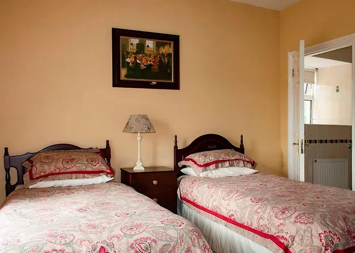 3 Bed In Lismore Oc-ii07013 *